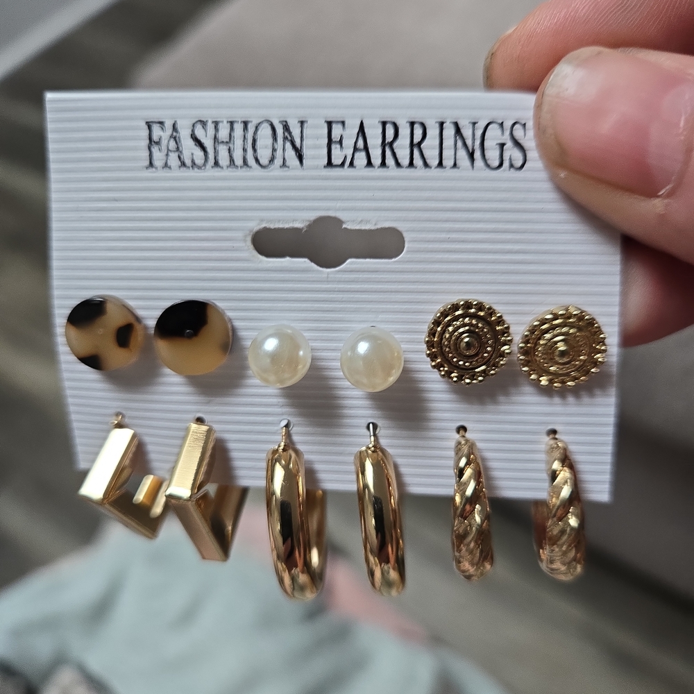 Elegant Gold and Pearl Fashion Earrings Set‎ 6  pc Set